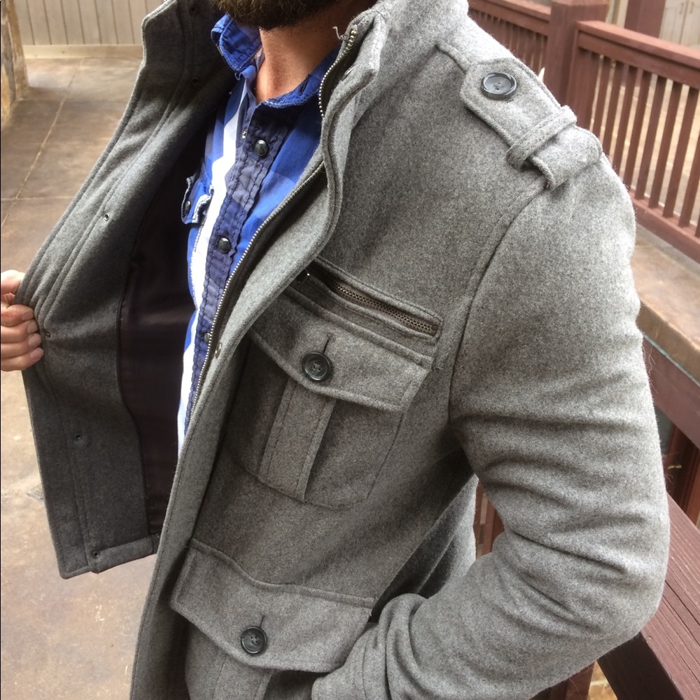 Express men’s “PeaCoat” very nice! Hiding rainhood